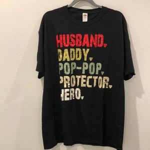 Men’s black graphic t-shirt